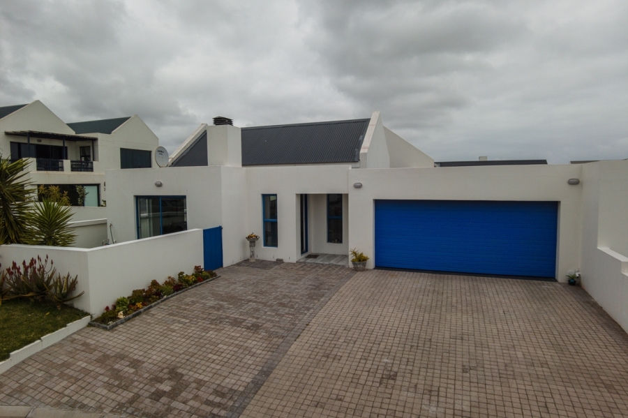 3 Bedroom Property for Sale in Blue Lagoon Western Cape